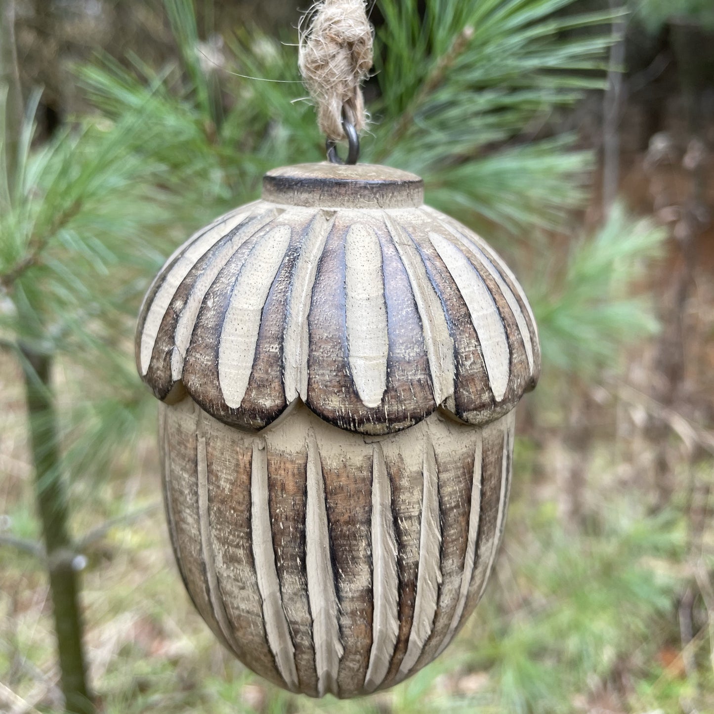 Acorn Ornament Mud