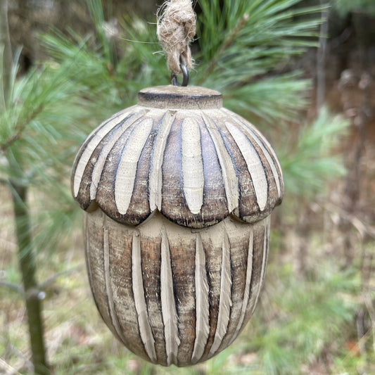 Acorn Ornament Mud
